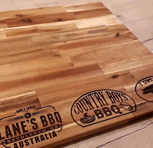 #Repost @josh_route_66・・・600 x 600 double sided board. This laser never fails to impress me, even engraving the whip braid in the country boys logo. These are hand finished and laser engraved and well oiled. Doing these with Blair @bearsbbq. We’re selling these as a standard 730 x 600 x 25 with 1 logo up to 30cm wide for $130. Just need to supply artwork. Extra logos $20 each and we can do different board sizes on request. These are a monster brisket board so if your chasing a comp board or something just for home get in touch. #choppingboard #cuttingboard #brisket #brisketboard #bbq #americanbbq #woodwork #hardwood #laser #lasercutter #thunderlaser #nova35