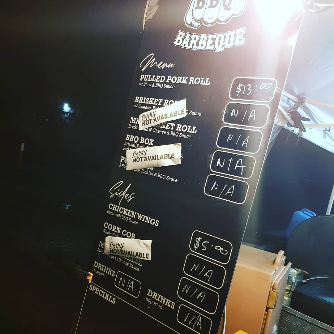 The board doesn't really sum up the last four days !? It's been a BIG run... destroyed at @aussiehobbiesshop on Thursday.. a solid run at @mrhendersonbar on Friday.. a sell out 30 mins too early on Saturday at @brendalebrewingco, even going in 20kg heavier for that one (sorry to the big crew who turned up after the board was cleared).. then a massive finish today at @ballisticbeer, I came in heavy again and only going home with a couple of serves of pork and chicken wings !? Thanks to all for your amazing support  - I'd like to think I could rest now.. but then theres that damn smokehouse to get ready !?!?!?  #sleepwhenimdead