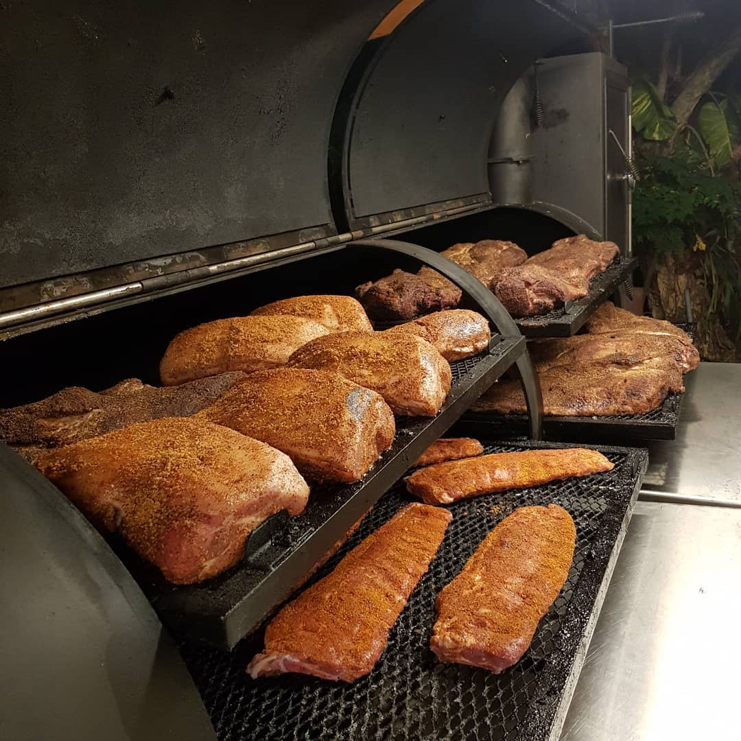 "Smoke Em'... if you got Em..!" Big love to my buddies at @thebutchershoppeau for always hooking me up with the best proteins.. Big Love to @lanesbbqau for the Best of the Best in Rubs.. and BIG LOVE to Rob of @radarhillsmokers for creating 'the best' cooking device ever - so much so.. owning one is never enough !!!! . . . . #lownslow #lownslowbbq #barbeque #barbecue #itsgoodbbq #brisket #pork #lamb #chicken  #brisbane #queensland #australia #sleepwhenimdead #allinnbrewingco #traditionalbbq #bareknucklesbbq #bareknucklesbarbeque #bareknucklesbarbecue #bareknucklesbbqaus #bareknucklesbbqaustralia #bareknucklesbarbecueaustralia #barknucklesbarbecueaus #bareknucklesbarbequeaus #bareknucklesbarbequeaustralia #ubereats