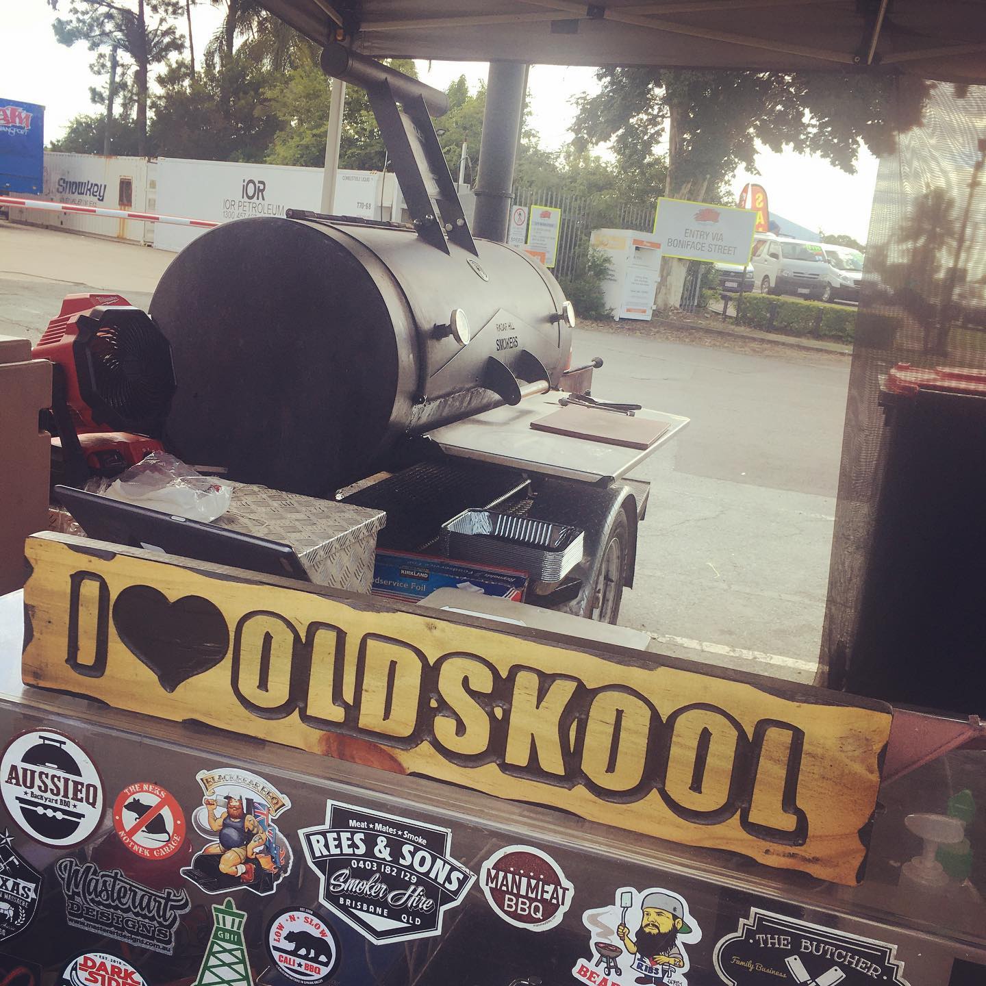 - I ️ @oldskoolbbq - yes I do..! I hope things are kool with you guys !? Much love... 🏻-#getsome #lownslow #lownslowbbq #barbeque #barbecue #itsgoodbbq #brisket #pork #lamb #chicken #brisbane #queensland #australia #sleepwhenimdead #allinnbrewingco #traditionalbbq #bareknucklesbbq #bareknucklesbarbeque #bareknucklesbarbecue