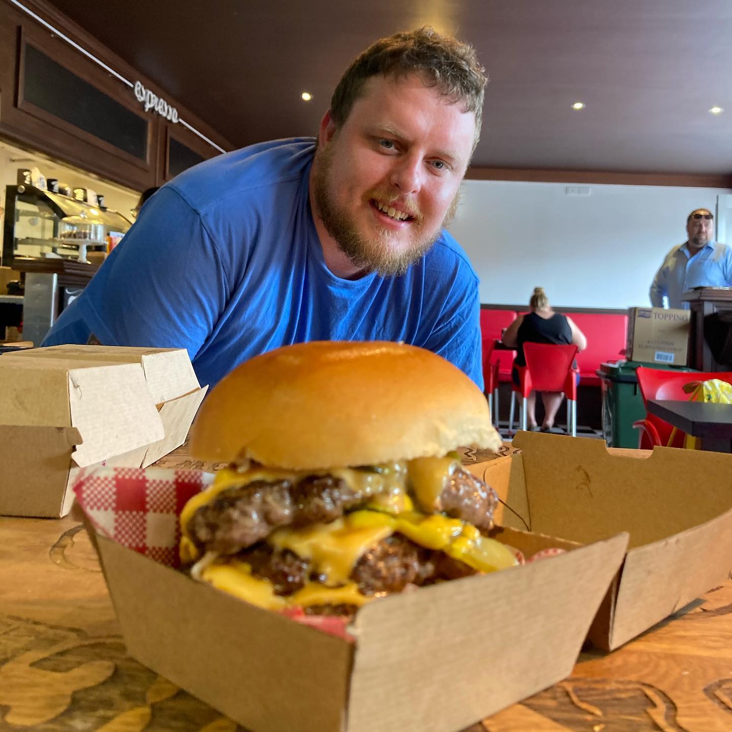 @jerrythebeardedbutcher1 hitting the triple smashy this week..! Catch him also at @thebutchershoppeau - as he’s part of the amazing team.. thanks buddy.. 🏻