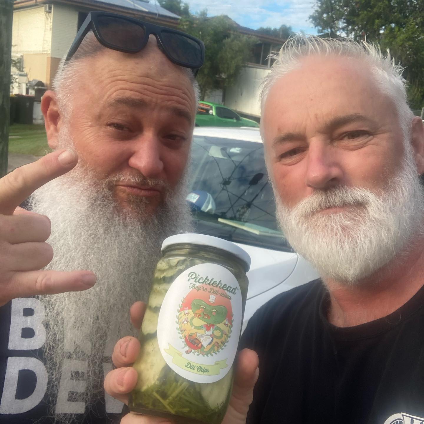 “That’s how you do Early Monday mornings”... have this bloke pop in to your driveway !! That’s heaps Mikey.. can’t wait to get your amazing @pickleheadpickles in the shop this week !! 🏻