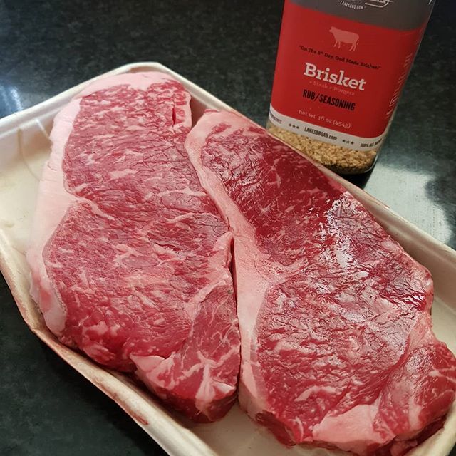 A nice little lunch treat today.. some MB6 Wagyu Sirloin from the awesome crew at @thebutchershoppeau Cannon Hill rubbed with @lanesbbqau Brisket Rub -  - it came out amazing.. as expected..!