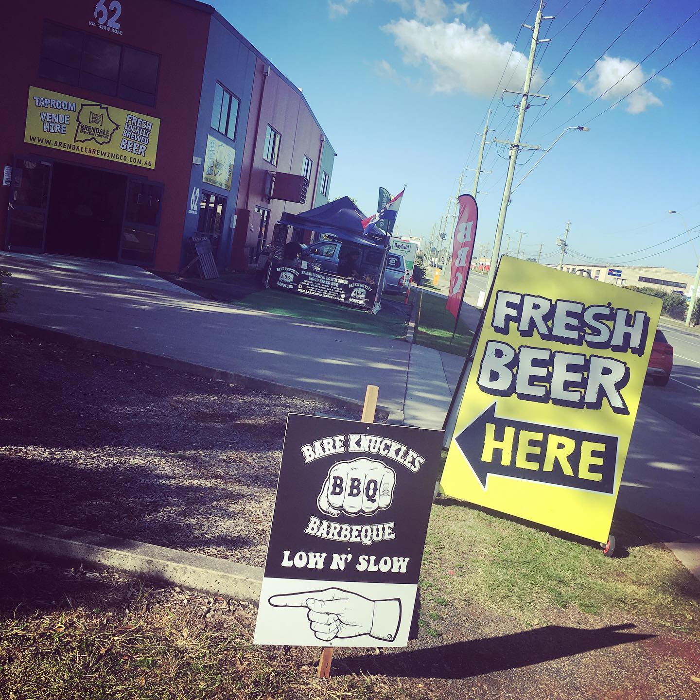 All setup at @brendalebrewingco 🏻 - hit us up.. before we sell out ! -#lownslow #lownslowbbq #barbeque #barbecue #brisket #pork #brisbane #bareknucklesbbq