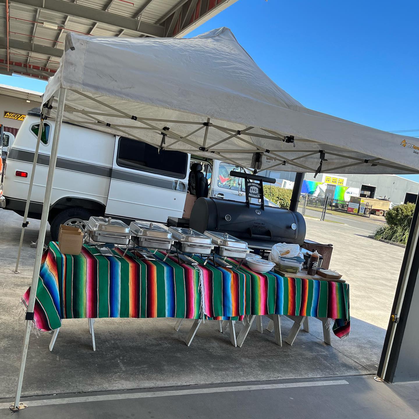 Feeding the awesome crew at @raystech_au and the weather is banging !!! Thanks crew 🏻#lownslow #lownslowbbq #barbeque #barbecue #itsgoodbbq #brisket #pork #lamb #chicken  #brisbane #queensland #australia #sleepwhenimdead #allinnbrewingco #traditionalbbq #bareknucklesbbq #bareknucklesbarbeque #bareknucklesbarbecue #bareknucklesbbqaus #bareknucklesbbqaustralia #bareknucklesbarbecueaustralia #barknucklesbarbecueaus #bareknucklesbarbequeaus #bareknucklesbarbequeaustralia #ubereats #meathustler