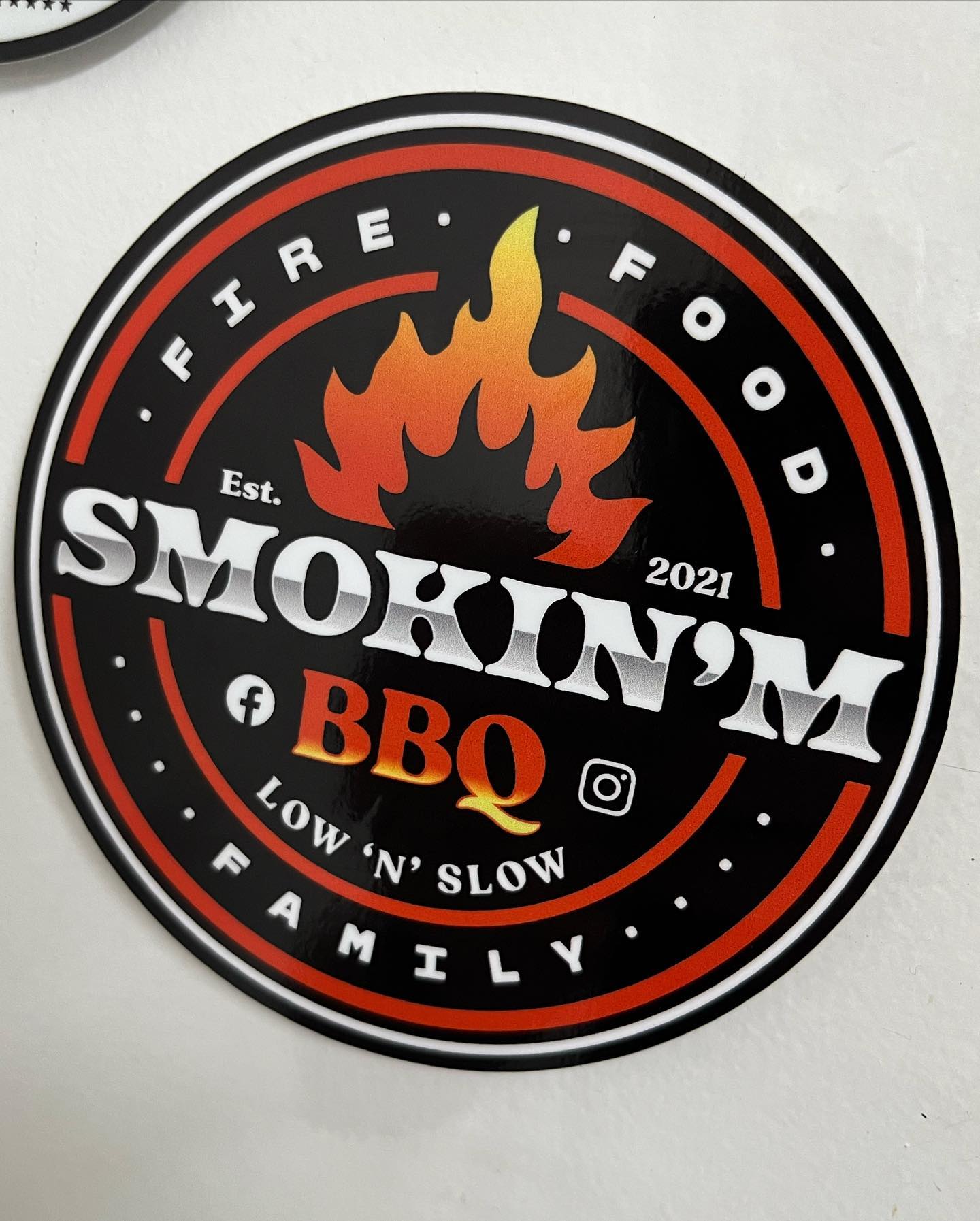 BIG LOVE to @smokin_m_bbq for the sticker 🏻 - it’s now on the ‘United Wall of Que’ ! If you would like to be added and/or for swaps - Send to: BKB, PO Box 531, Carina, Queensland, Australia, 4152